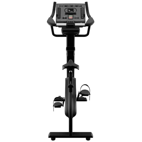 Star Trac 6 Series Upright Bike w/LED (New)