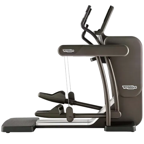 Technogym Artis Vario Elliptical w/Unity 3.0 (Remanufactured)